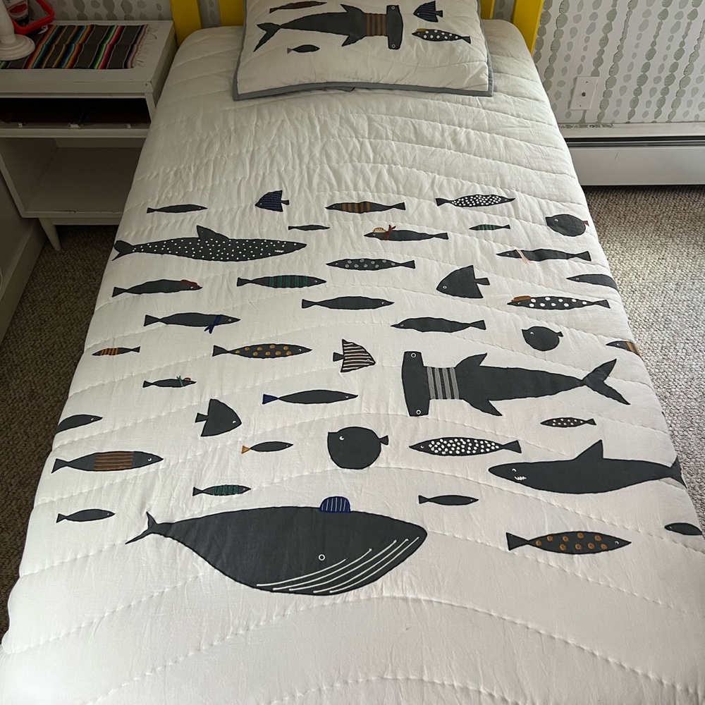 Crate & kids twin shark quilt and one sham
